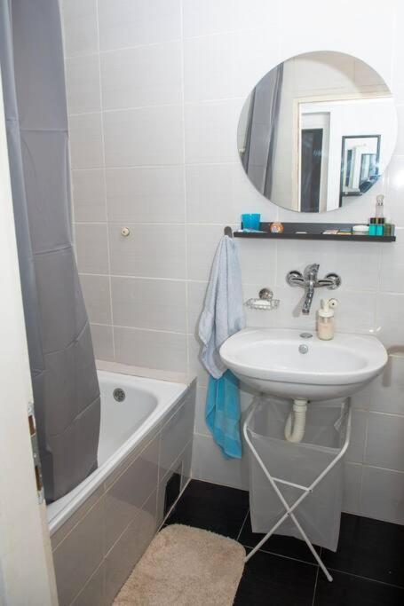Dora Apartment Ниш Экстерьер фото